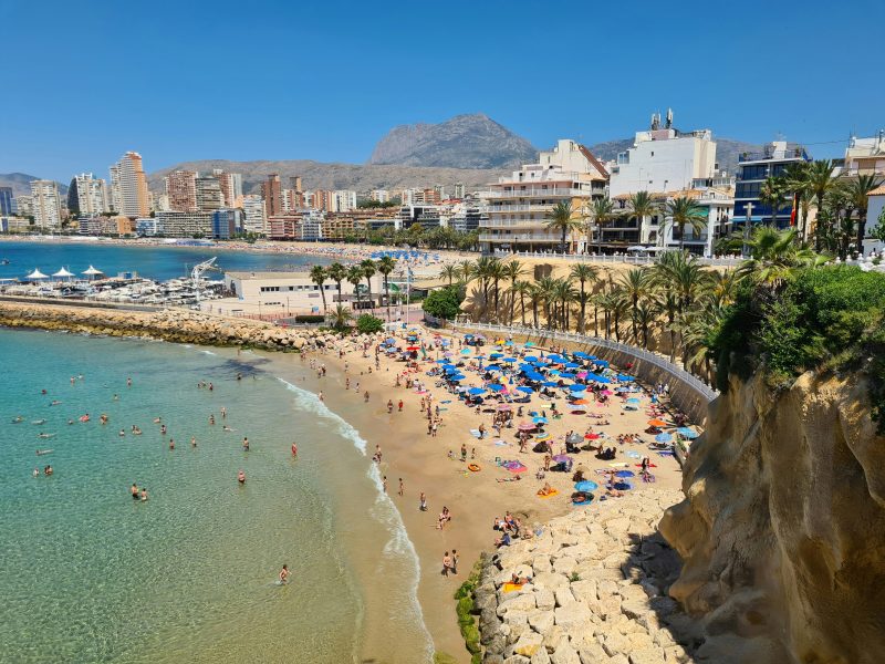 Last minute holiday in Costa Blanca, Spain for €545 p.p: flights from Budapest + 7-night B&B stay at well-rated hotel